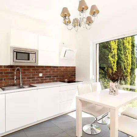 Domino Apartman Dabrowka (Poznan)